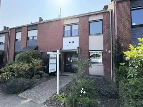 Familienfreundliches Reihenmittelhaus mit Ausbaureserve in ruhiger Lage von Kors...
