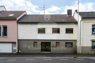 Einfamilienhaus mit Ausbaupotenzial in Bonn-Beuel!