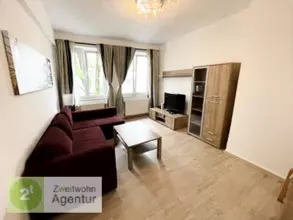 Modern möblierte 2-Zimmer-Wohnung inklusive Internet,
Düsseldorf-Friedrichstadt,...