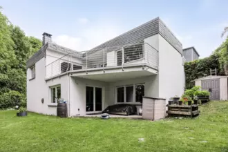 Oase der Ruhe mit Top-Infrastruktur