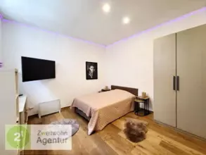Modern möbliertes Apartment mit Internet in Toplage,
Düsseldorf-Altstadt, Liefer...