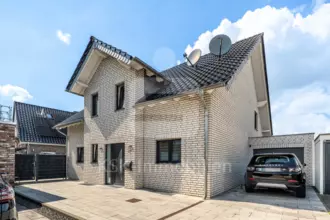 Lichtdurchflutetes Traumhaus in Kerpen Großzügiges Wohnen in bester Lage.