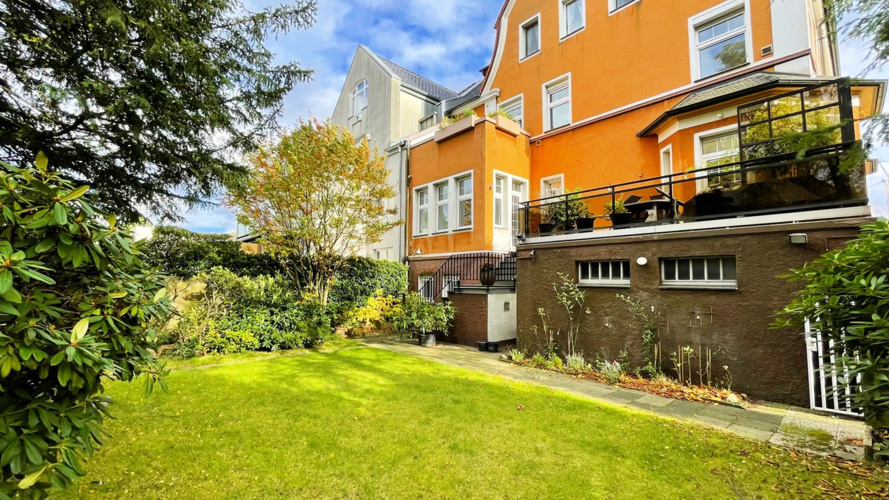 Rückansicht mit Garten