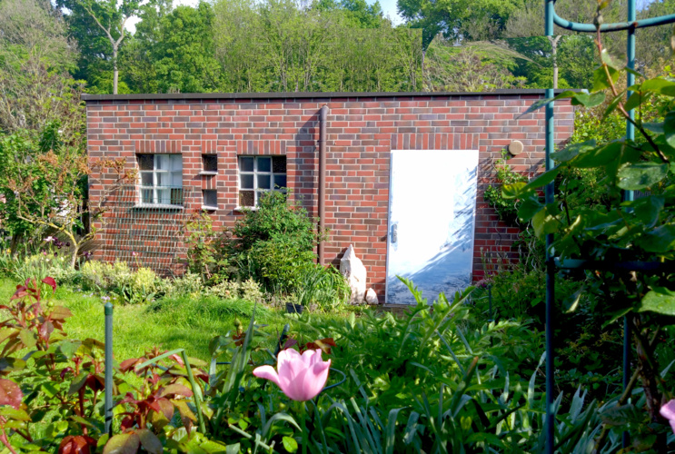 Gartenansicht Garage
